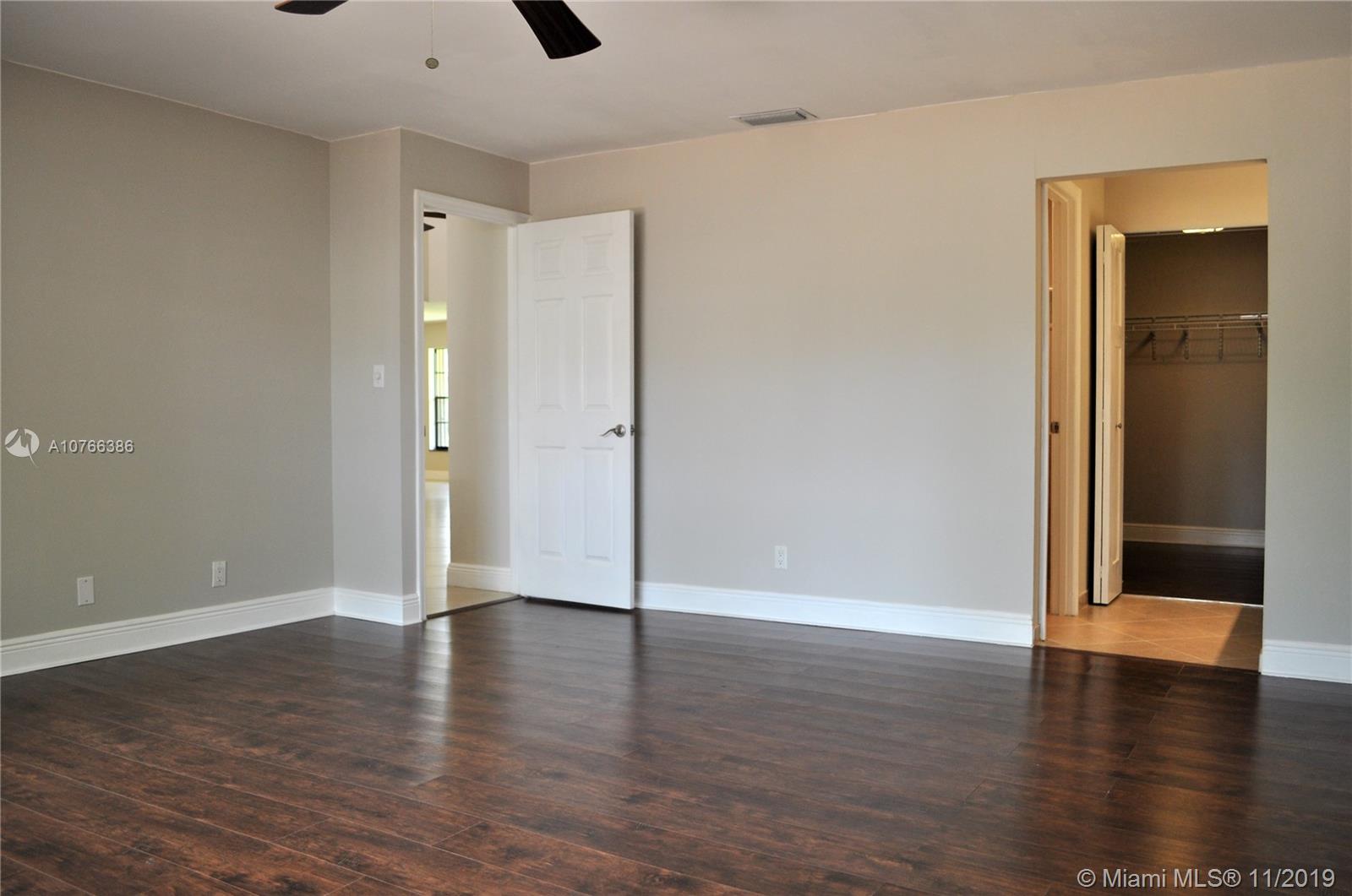 NOVA HILLS 3 CONDO - Residential