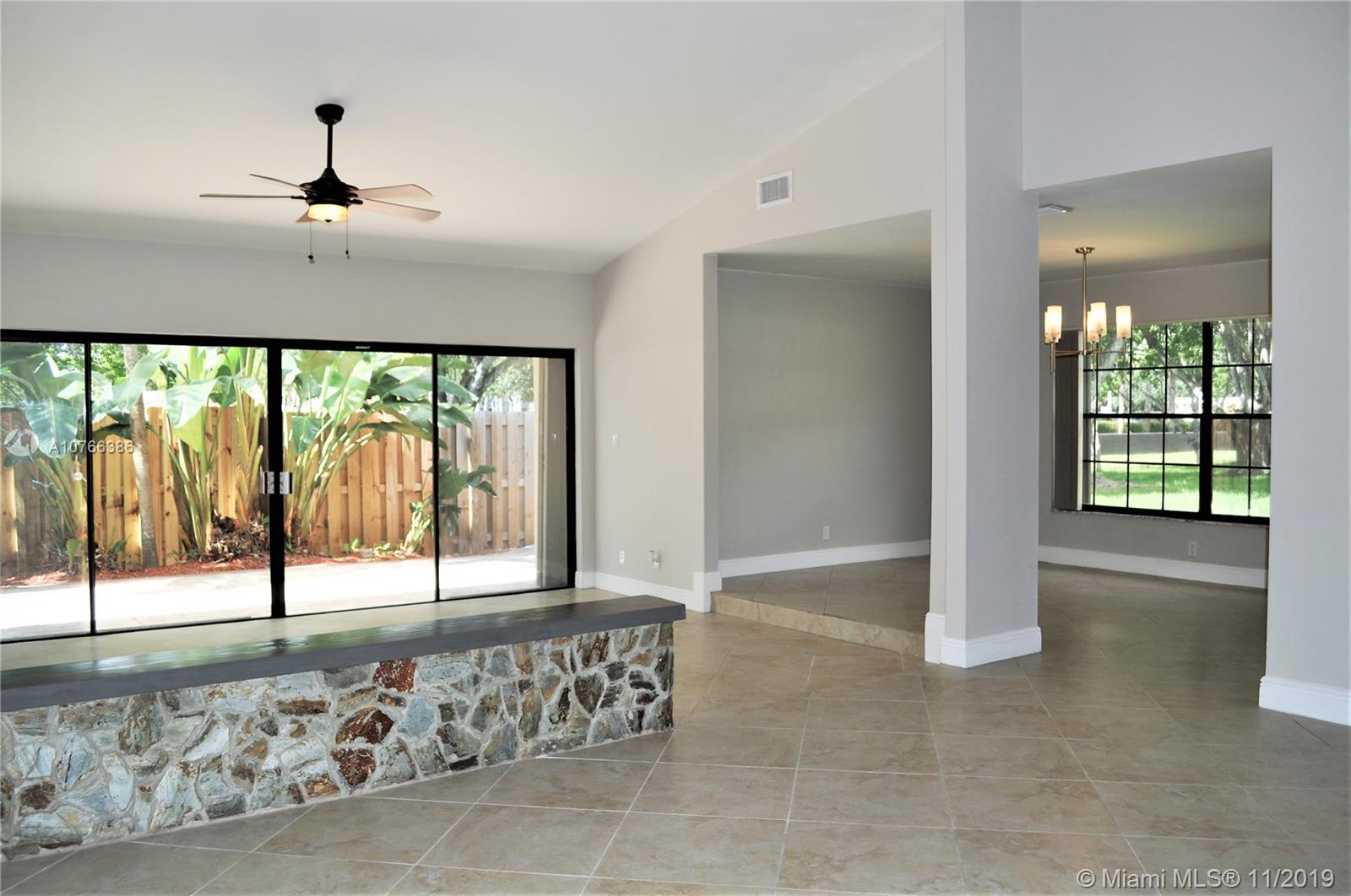 NOVA HILLS 3 CONDO - Residential