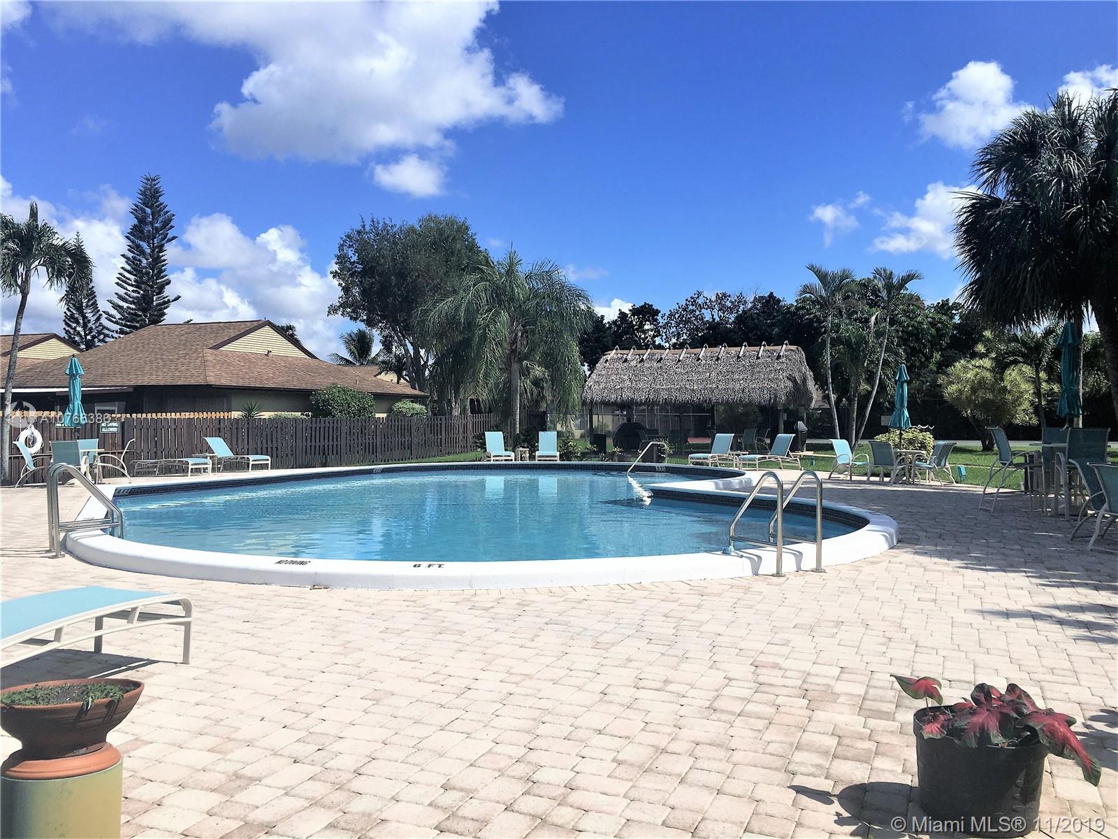 NOVA HILLS 3 CONDO - Residential