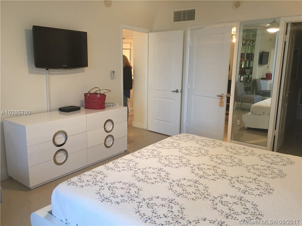 HARBOUR HOUSE - Residential Lease