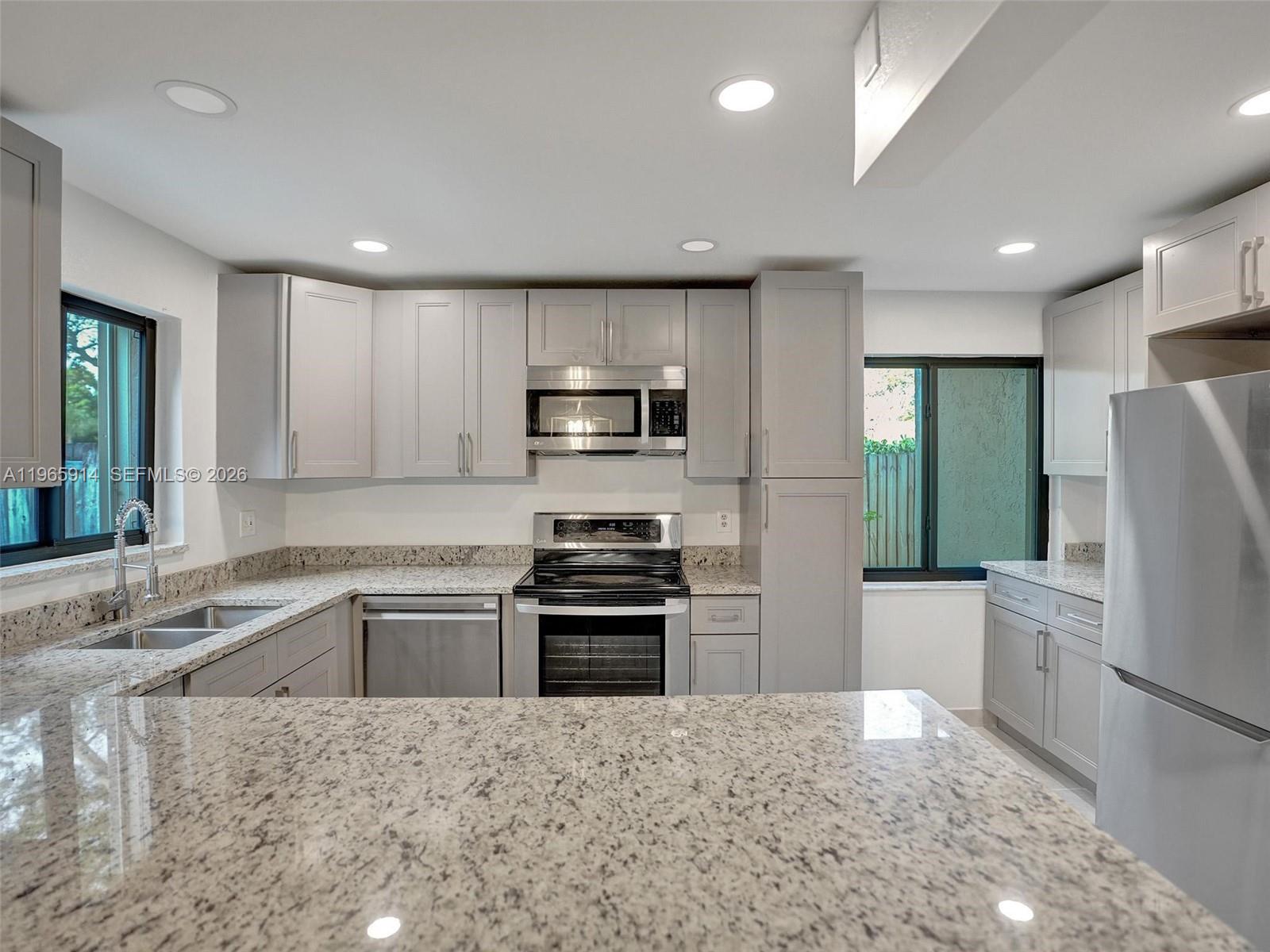 STONEBRIDGE PHASE 1 - Residential