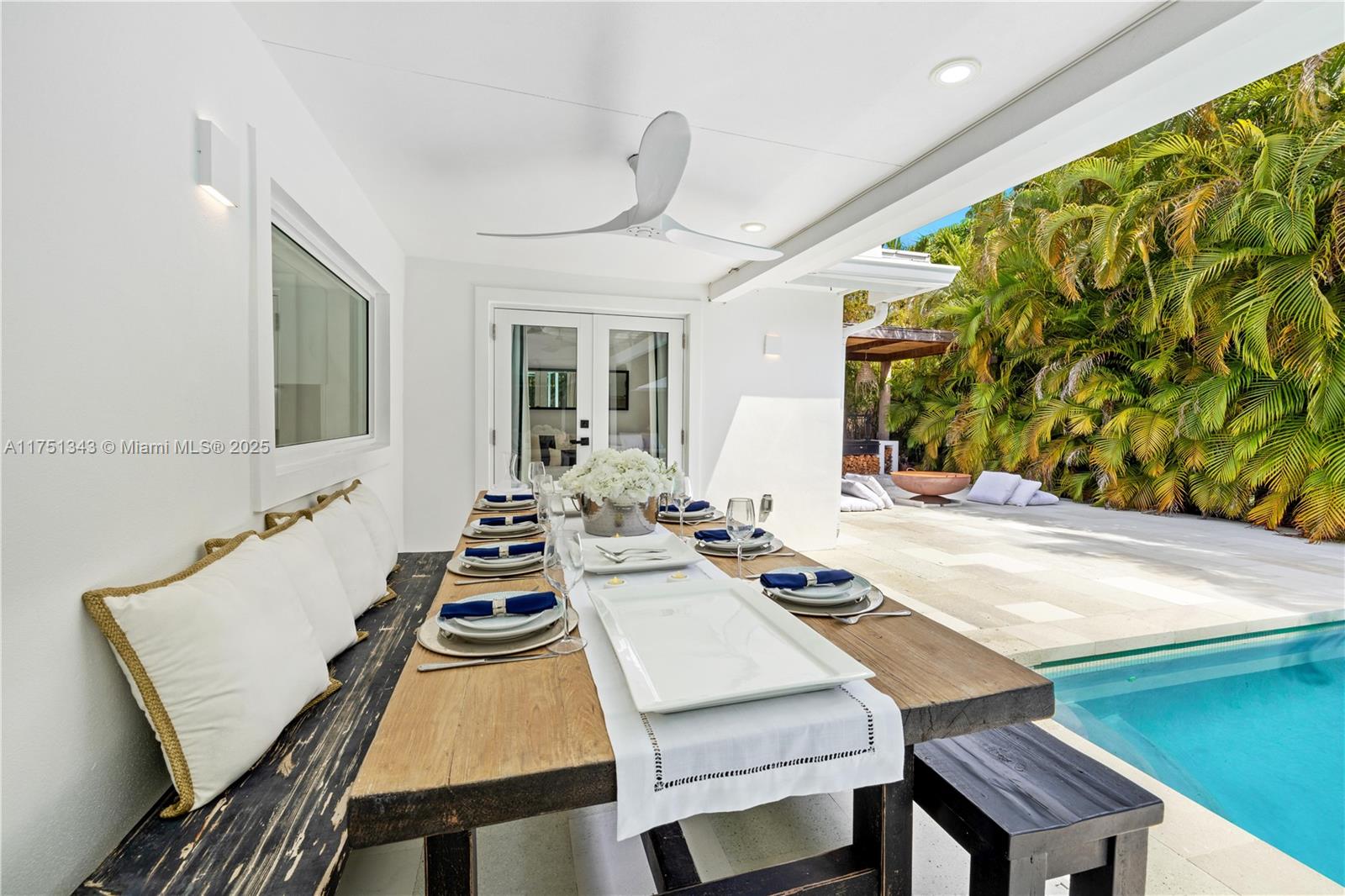 TROPICAL ISLE HOMES SUB - Residential