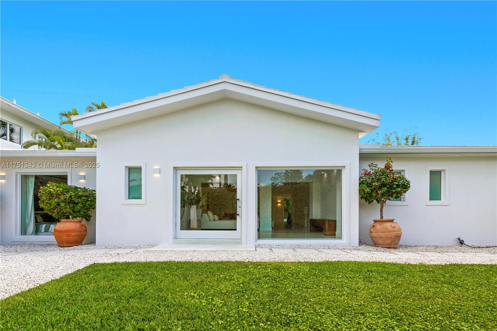 561 Allendale Rd