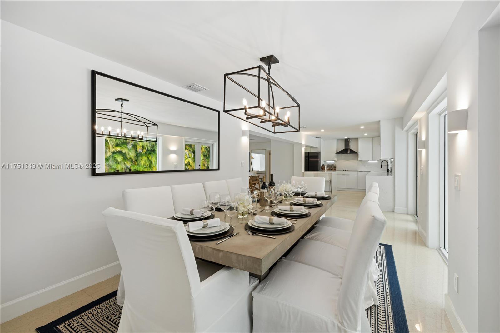 TROPICAL ISLE HOMES SUB - Residential