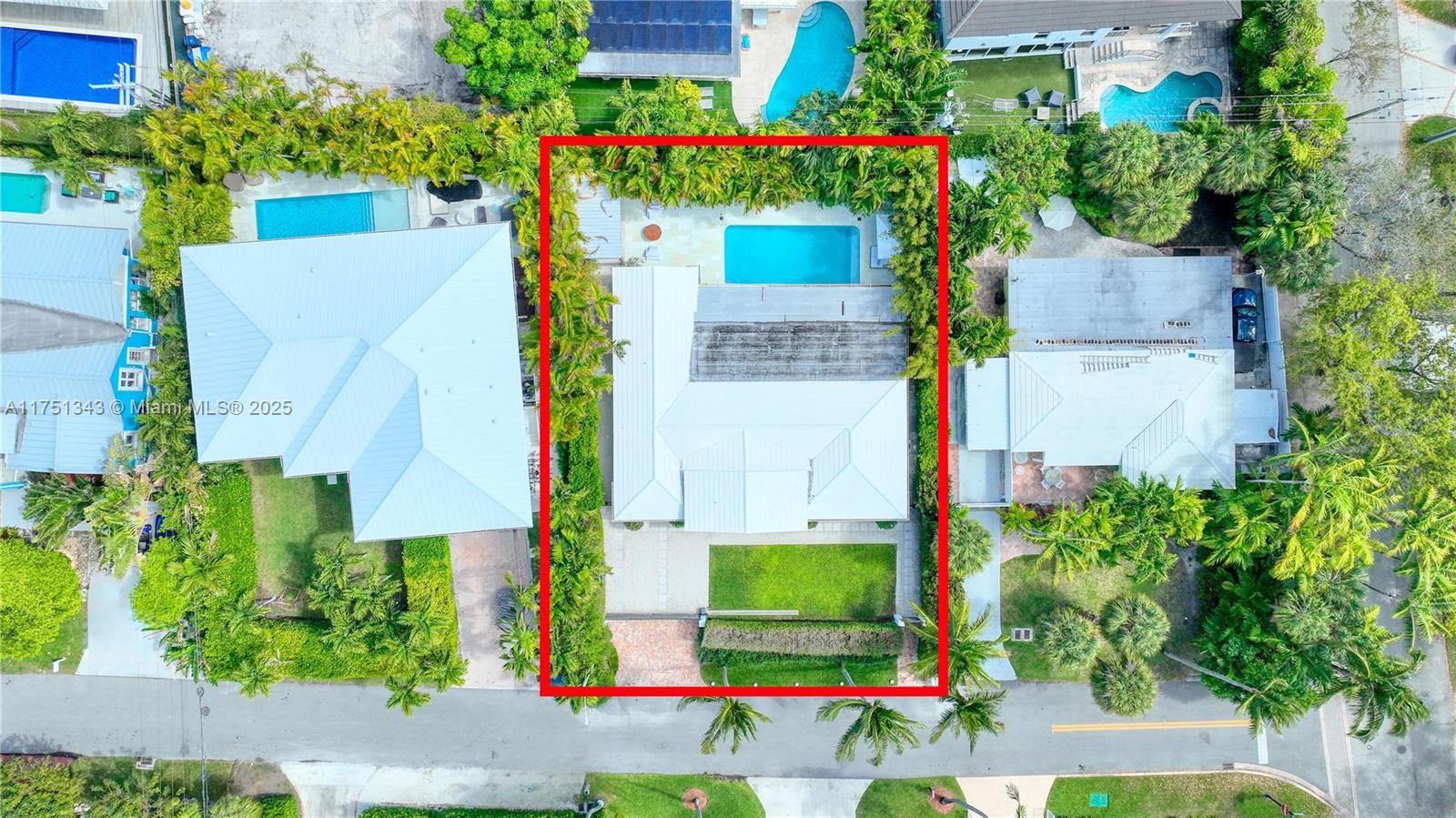 TROPICAL ISLE HOMES SUB - Residential