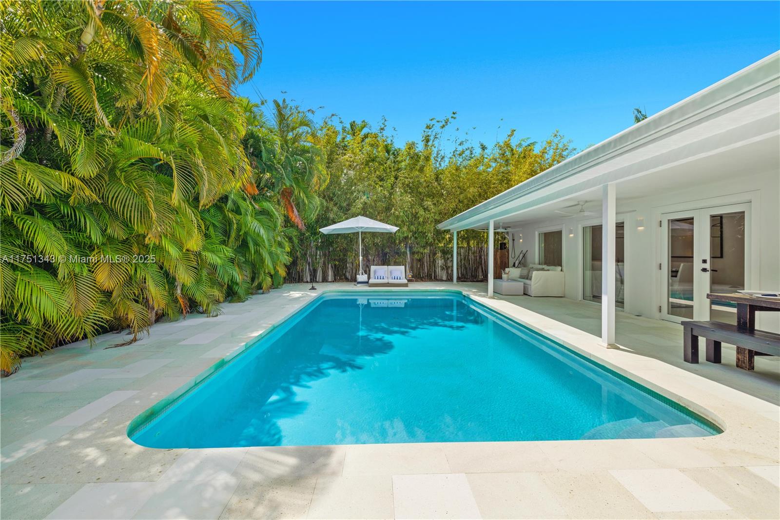 TROPICAL ISLE HOMES SUB - Residential