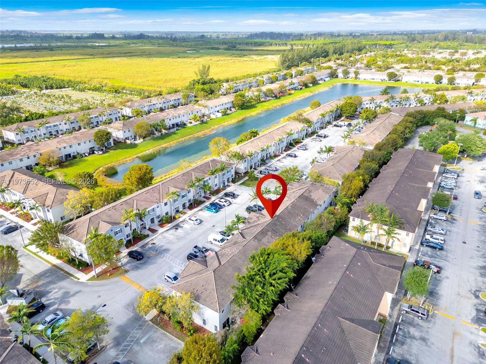 VENETIA GROVE - Residential