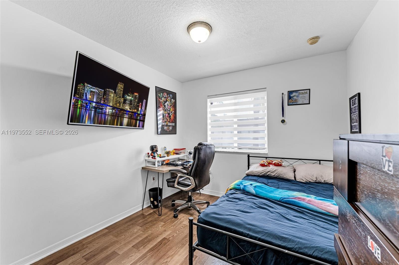 VENETIA GROVE - Residential