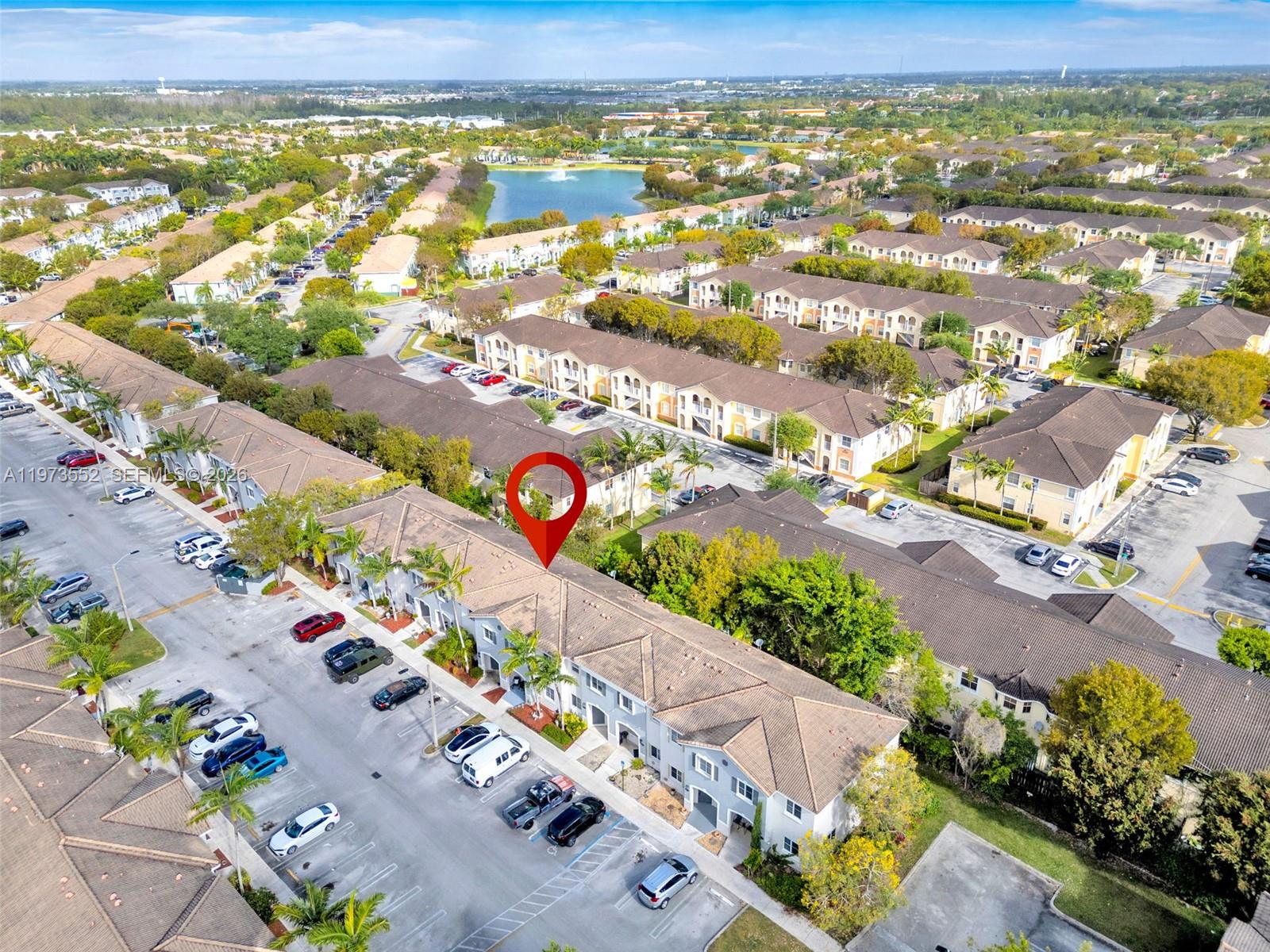 VENETIA GROVE - Residential