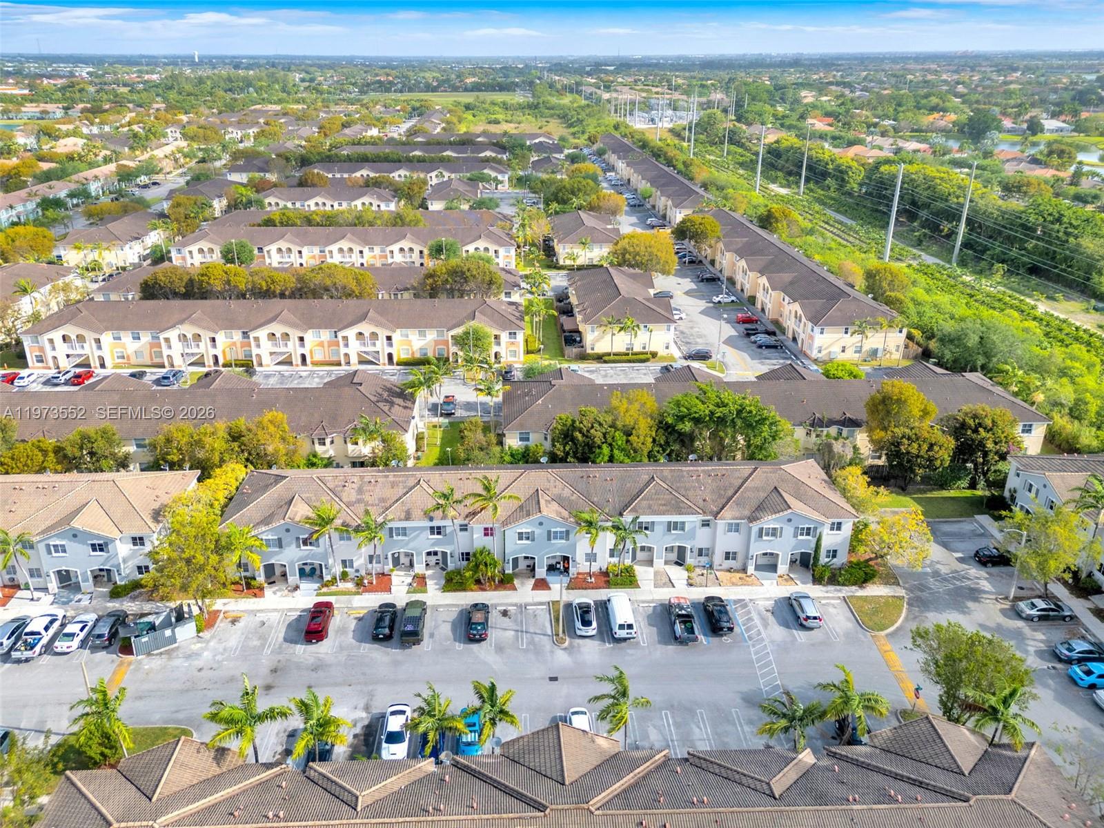 VENETIA GROVE - Residential