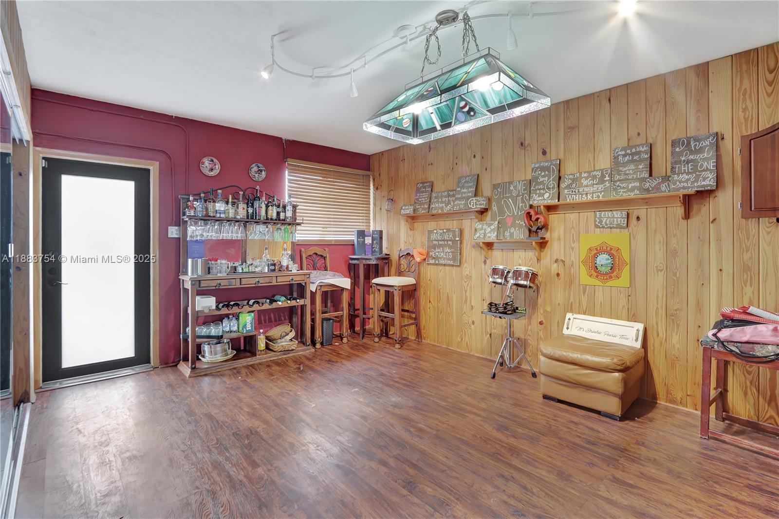 WOODFIELD - Residential