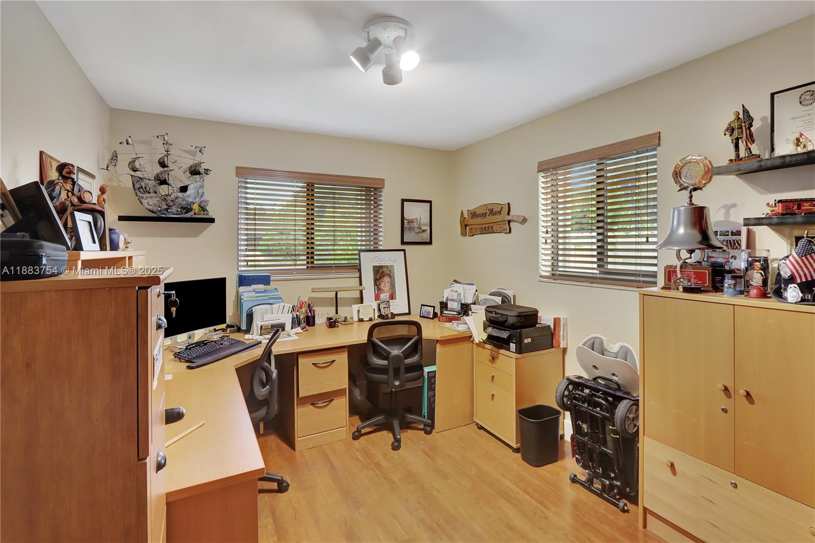 WOODFIELD - Residential