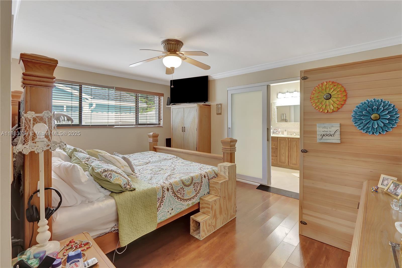 WOODFIELD - Residential