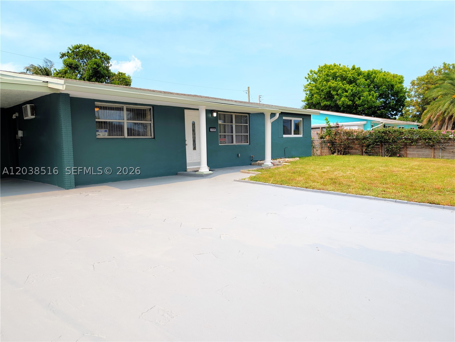 2721 NW 25th St