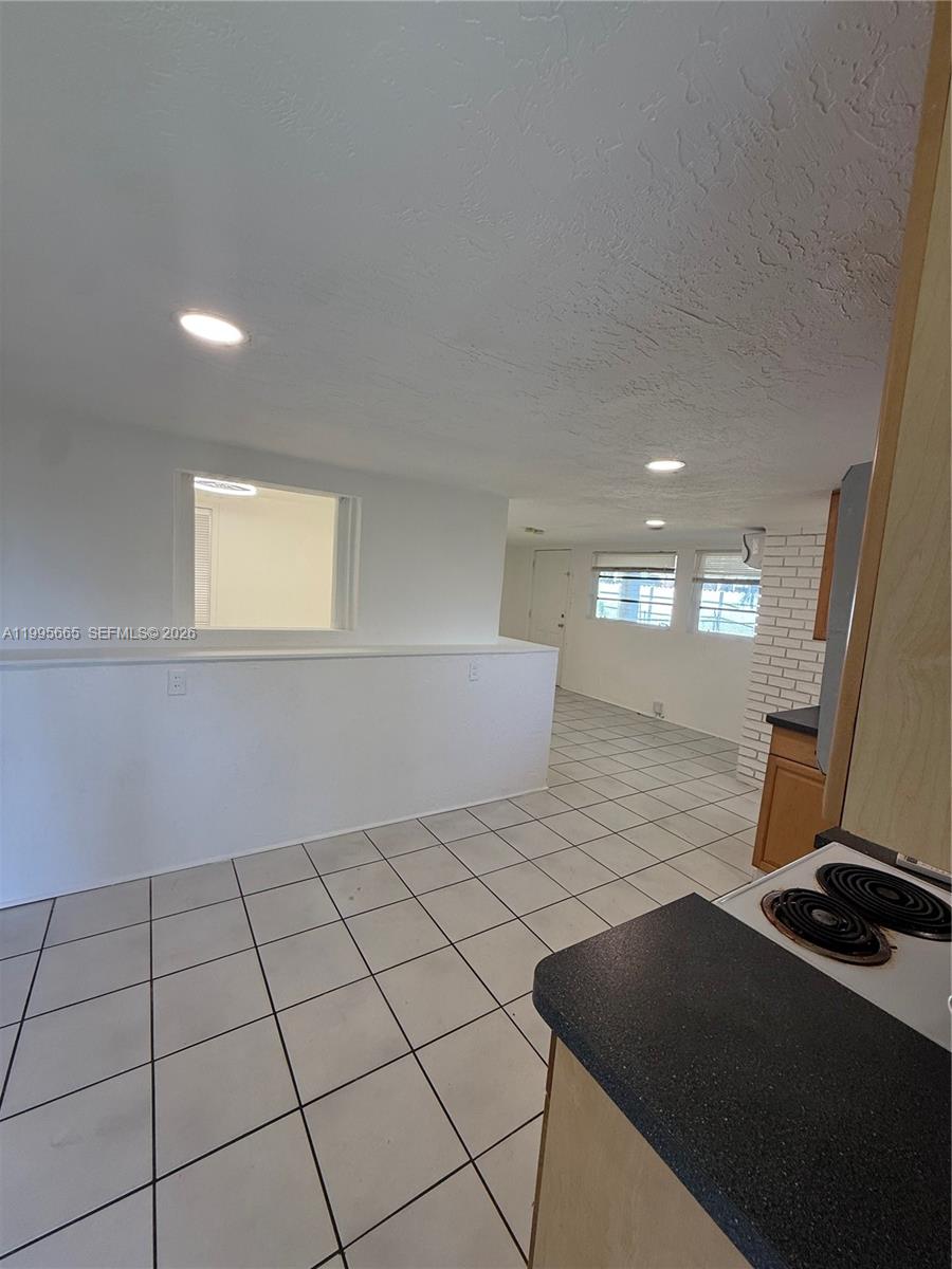 HOLLYWOOD BEACH HEIGHTS P - Residential Lease
