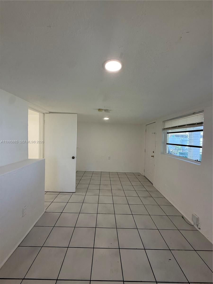 HOLLYWOOD BEACH HEIGHTS P - Residential Lease