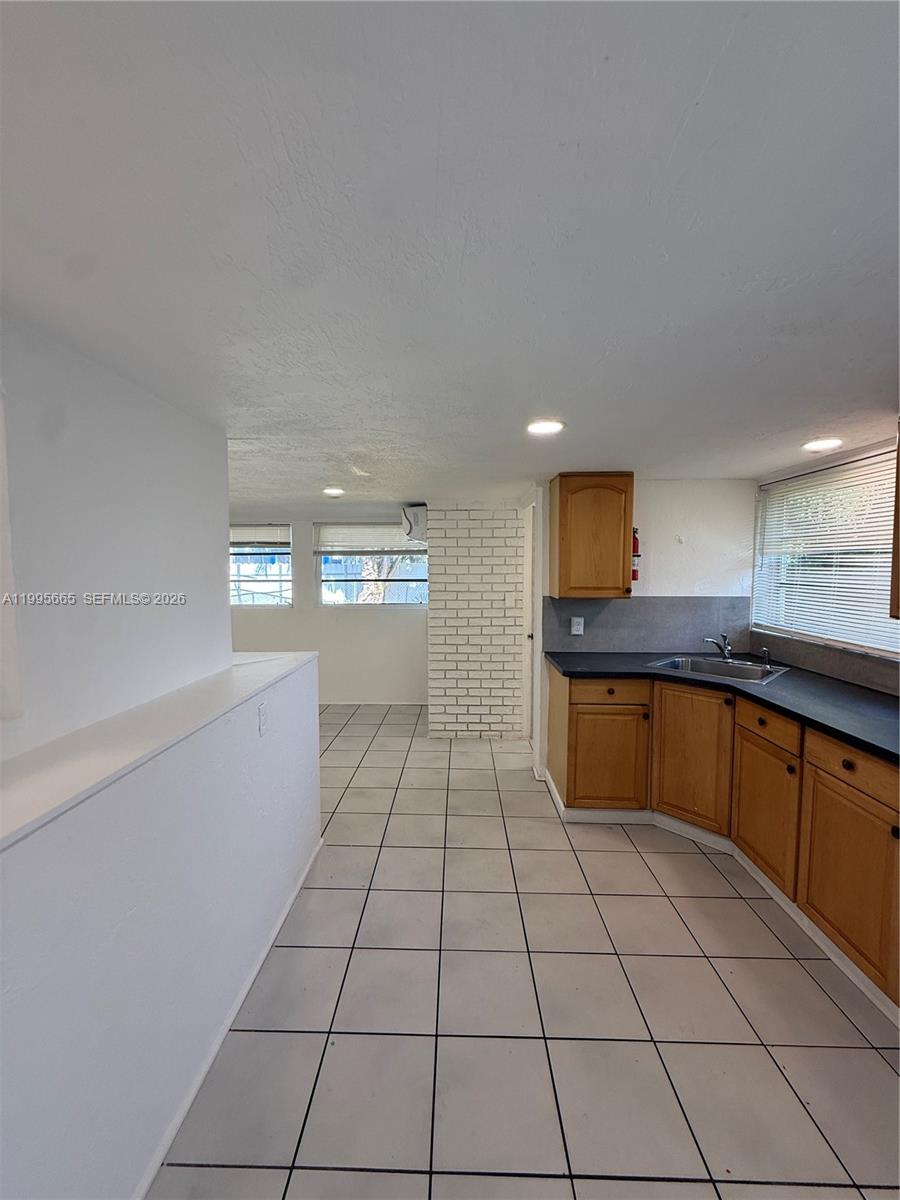 HOLLYWOOD BEACH HEIGHTS P - Residential Lease