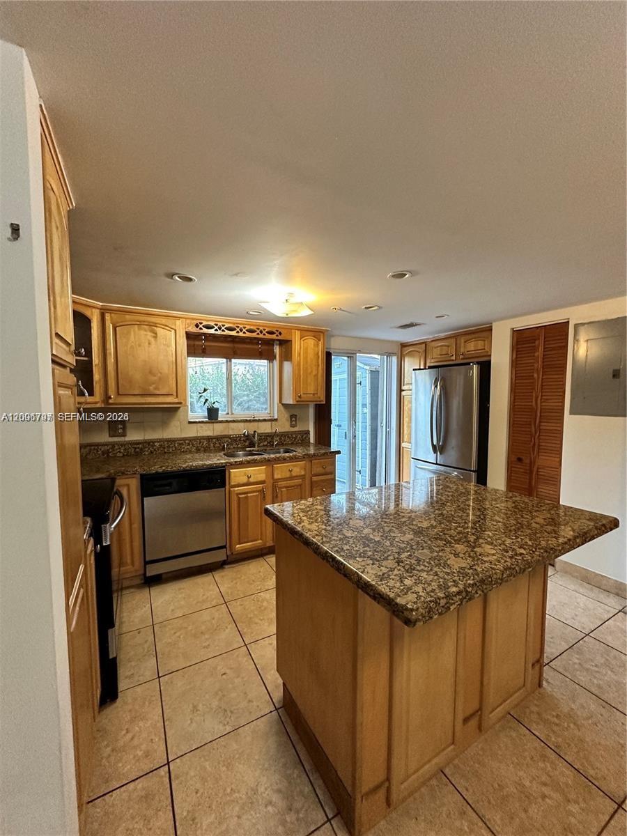 CHATEAUBLEAU VILLAS MIDWA - Residential