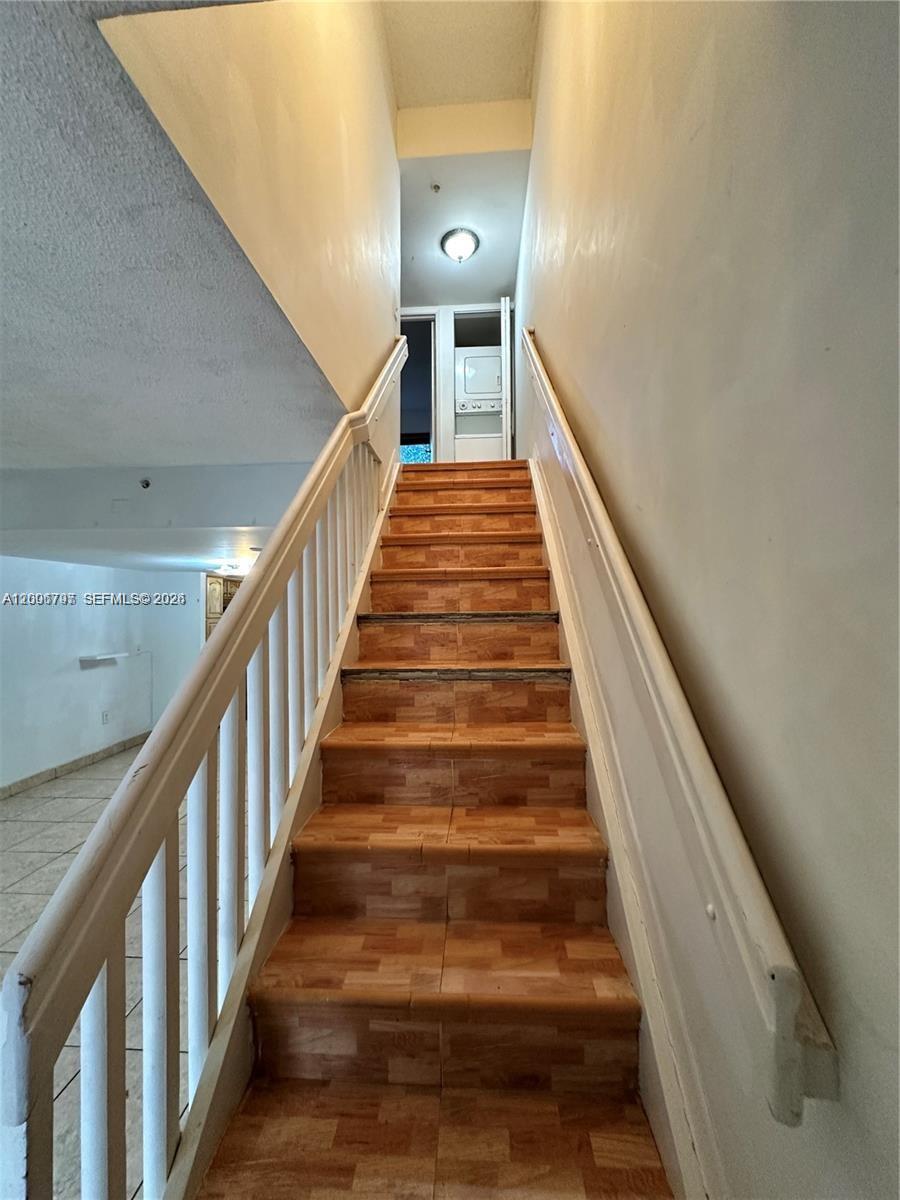 CHATEAUBLEAU VILLAS MIDWA - Residential