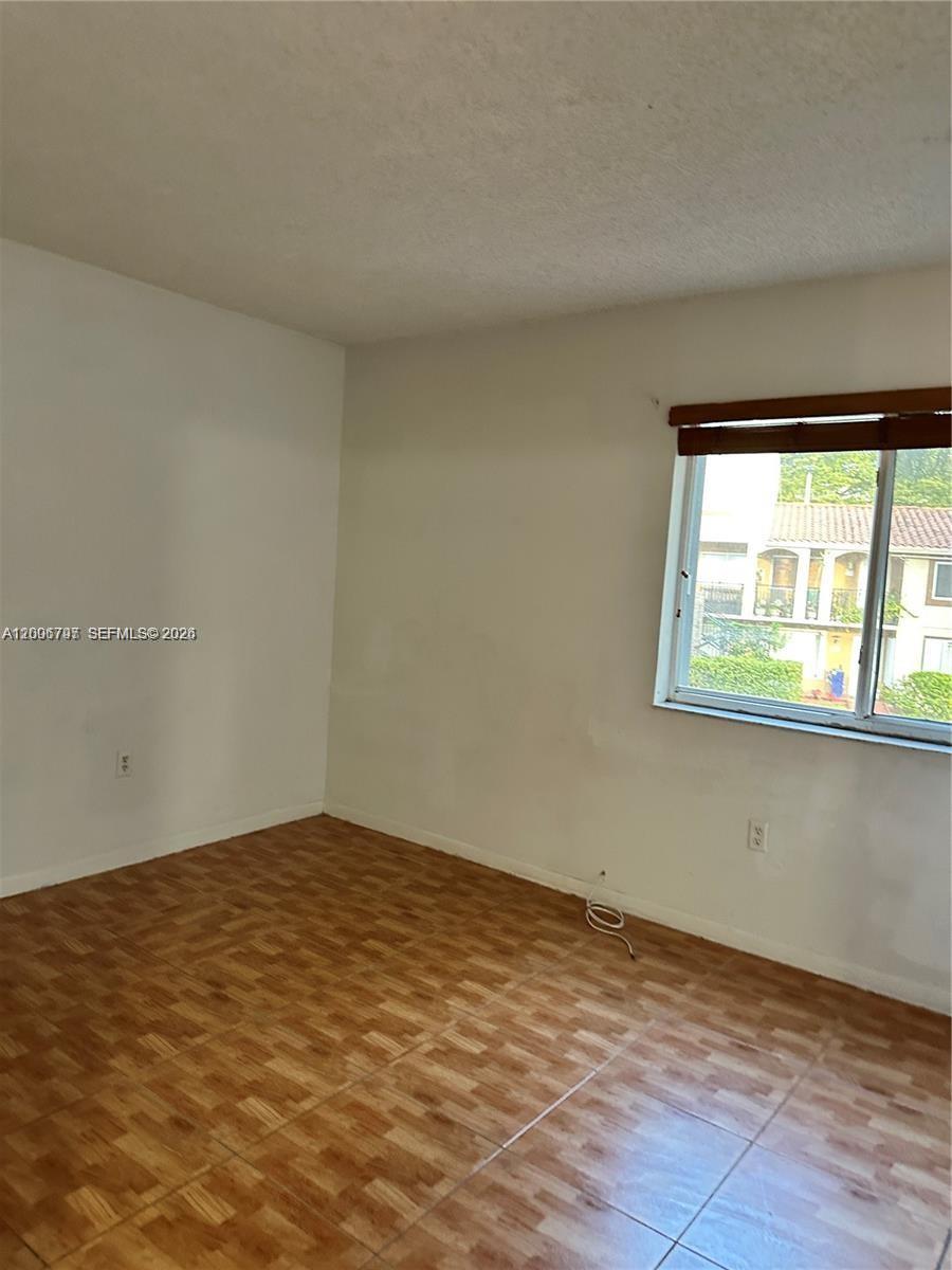 CHATEAUBLEAU VILLAS MIDWA - Residential