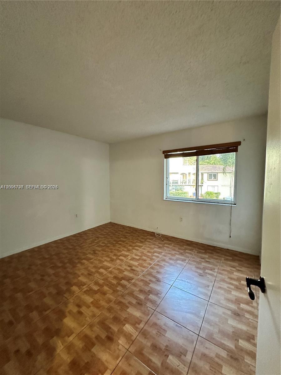 CHATEAUBLEAU VILLAS MIDWA - Residential