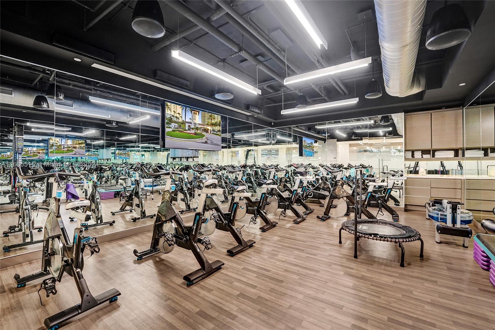 TOWERS OF PORTO VITA-SOUT - Residential