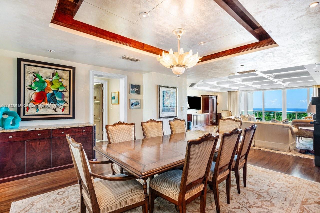 TOWERS OF PORTO VITA-SOUT - Residential