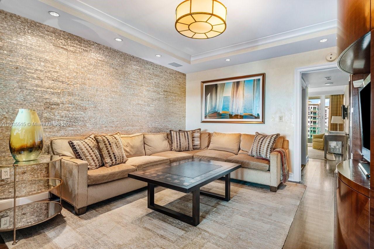 TOWERS OF PORTO VITA-SOUT - Residential