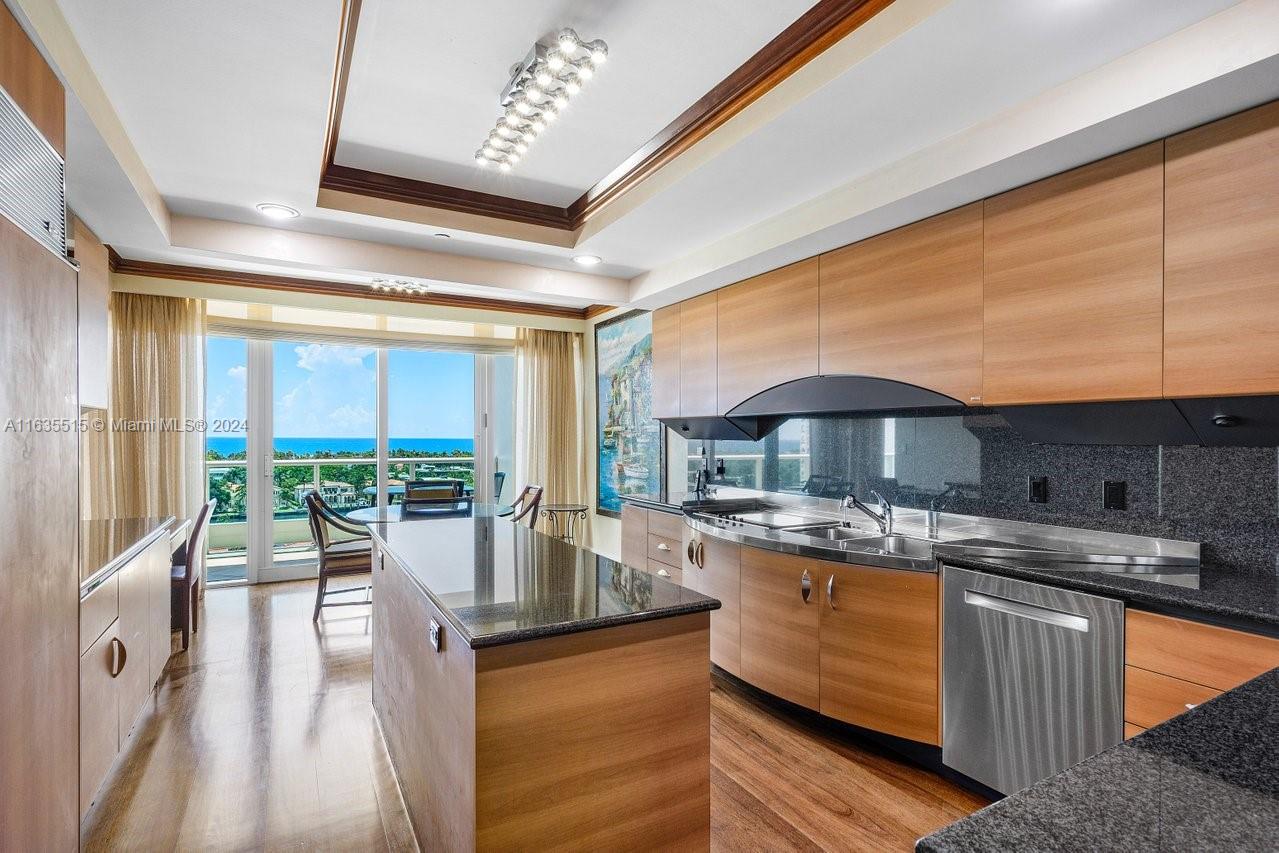 TOWERS OF PORTO VITA-SOUT - Residential