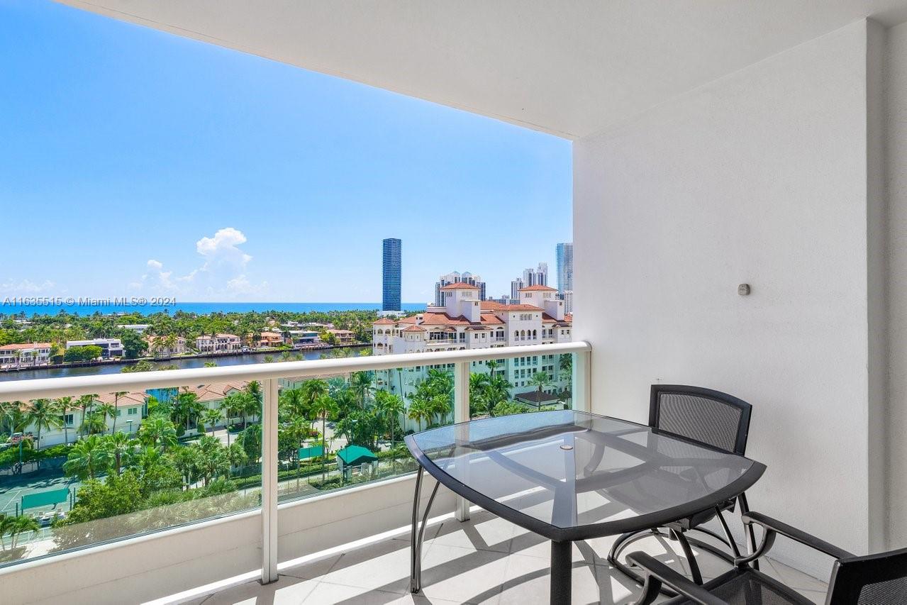 TOWERS OF PORTO VITA-SOUT - Residential