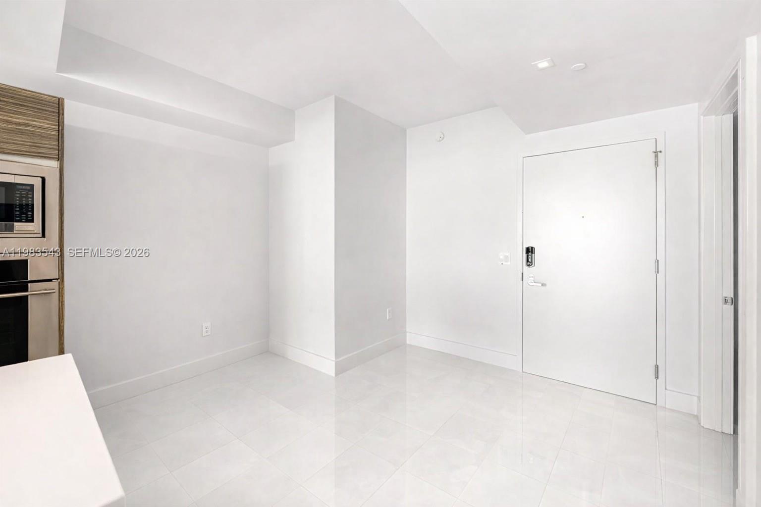 ICON BAY CONDO - Residential