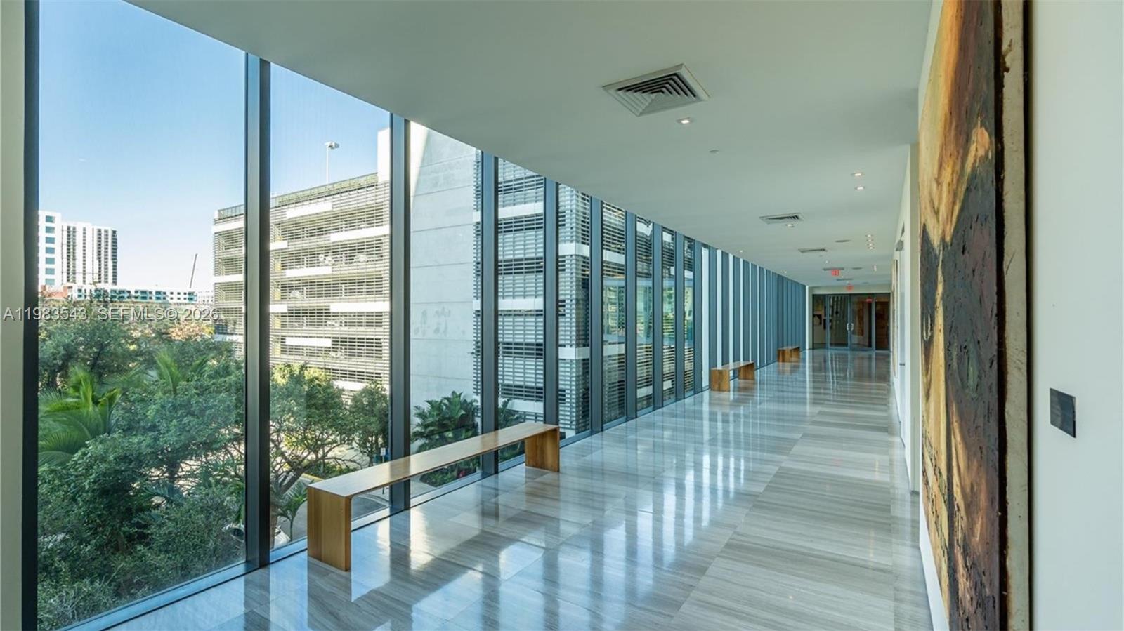 ICON BAY CONDO - Residential