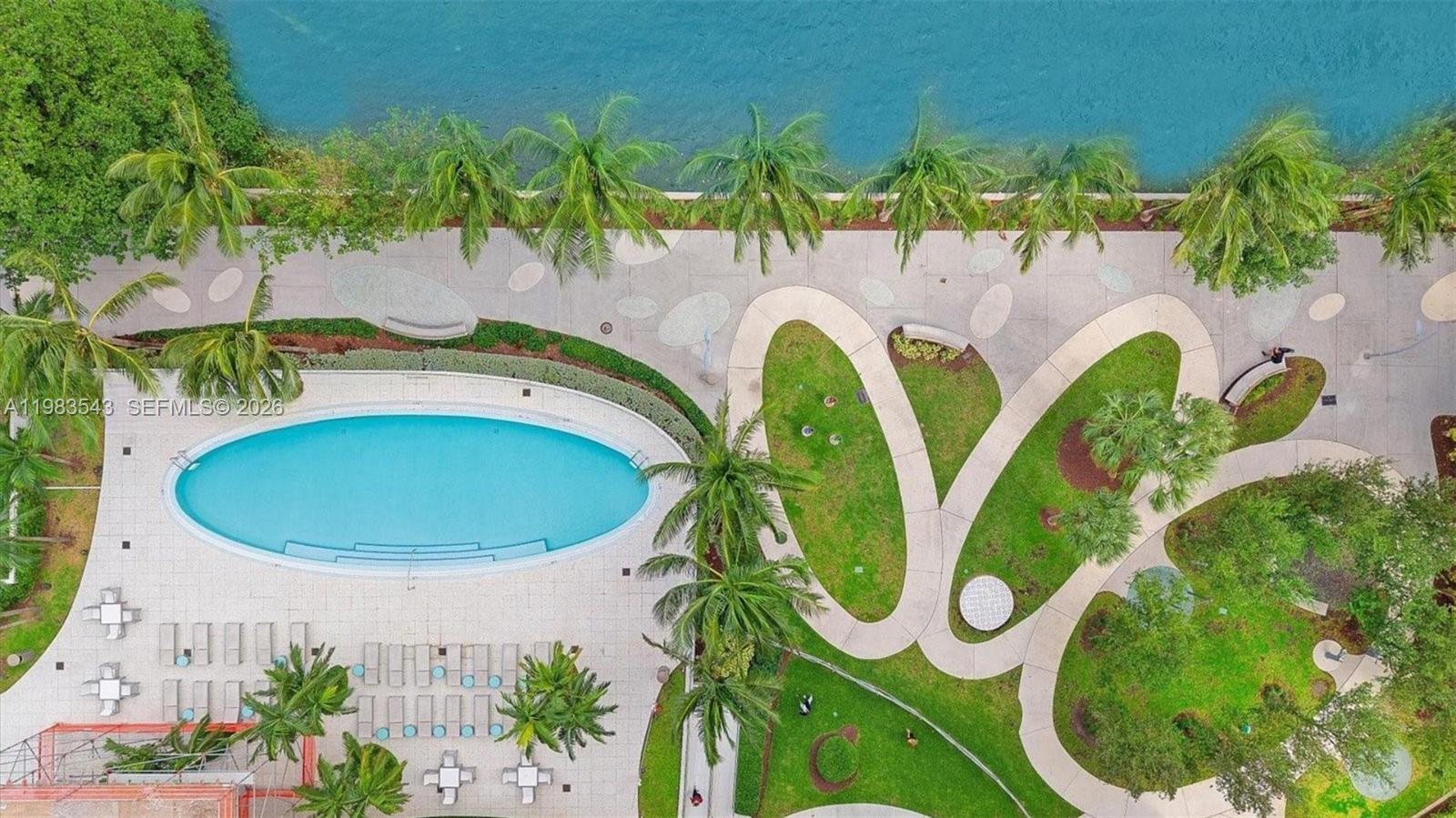 ICON BAY CONDO - Residential