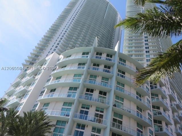 1900 N Bayshore Dr 1707