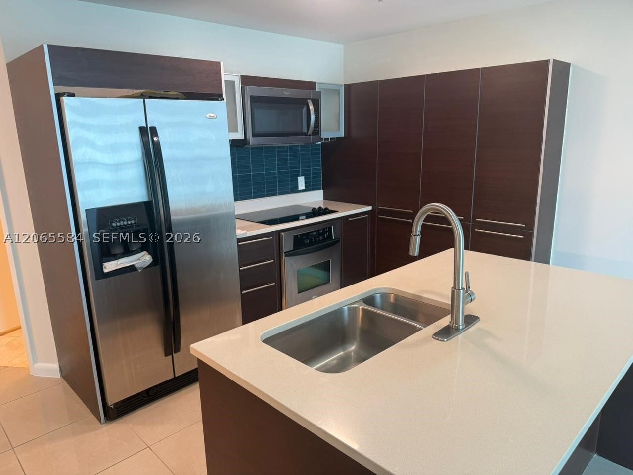 1900 N Bayshore Dr 1707