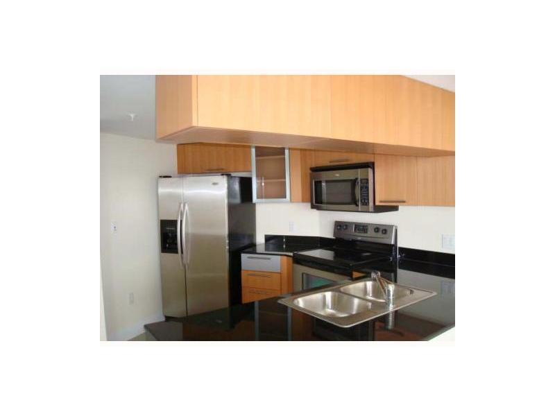 OPERA TOWER - Residential Lease