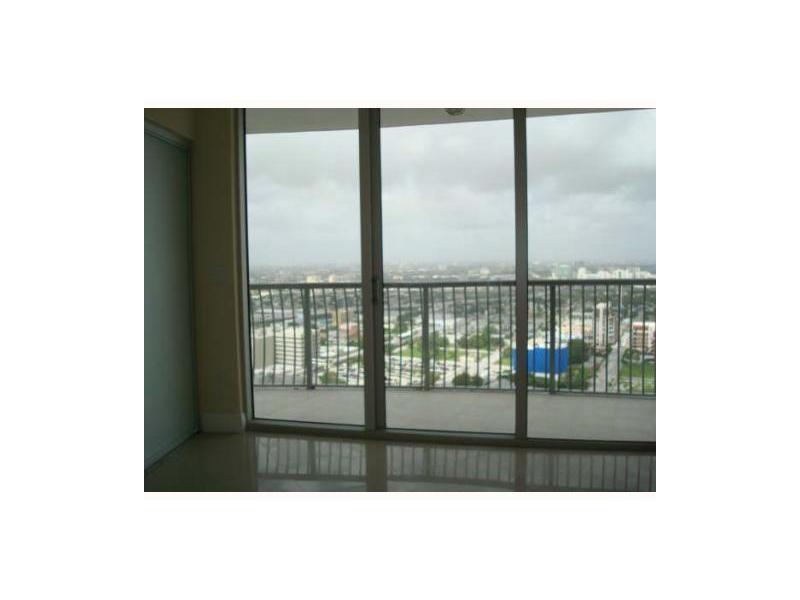 OPERA TOWER - Residential Lease