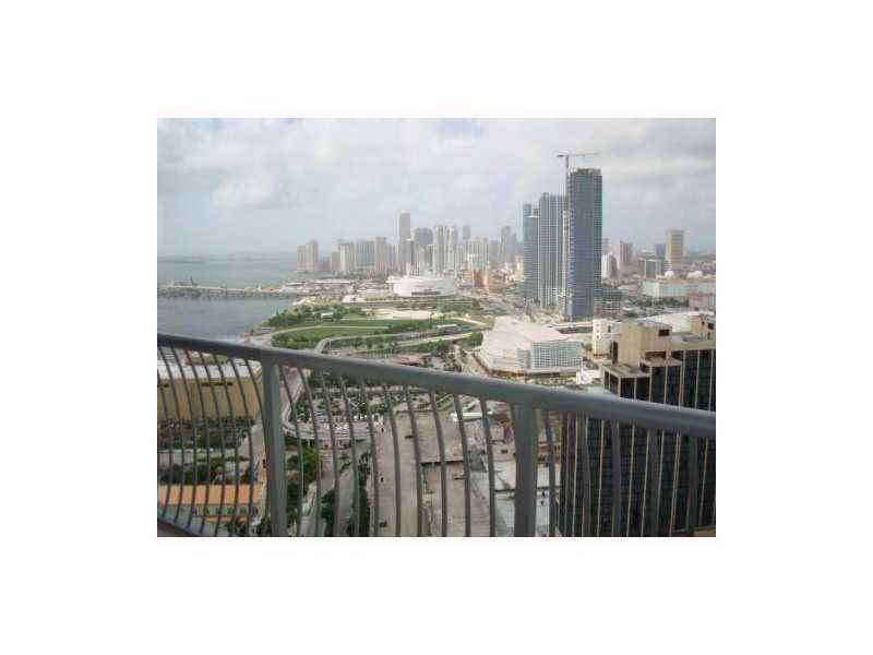 OPERA TOWER - Residential Lease