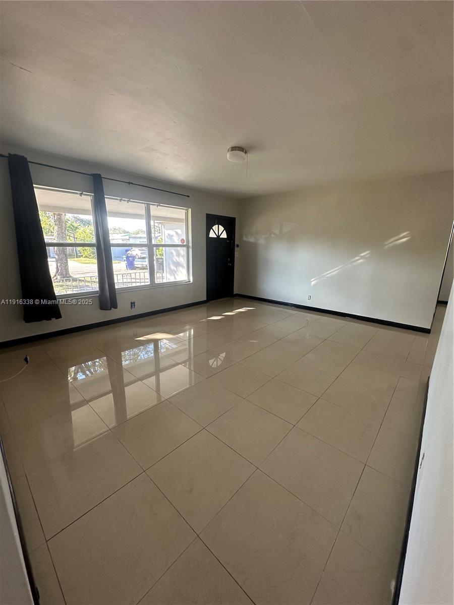 SHERIDAN PARK - Residential Lease