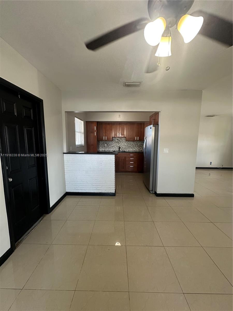 SHERIDAN PARK - Residential Lease