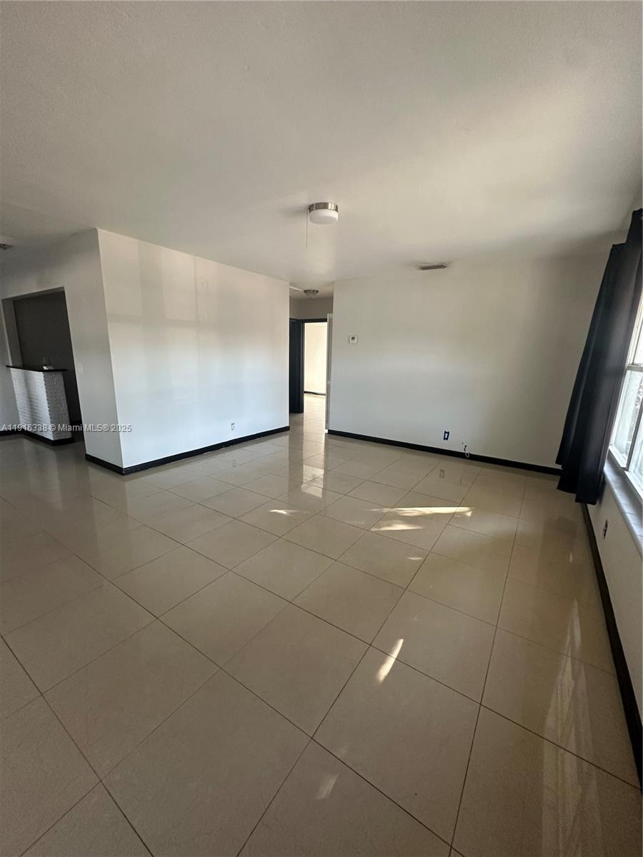 SHERIDAN PARK - Residential Lease