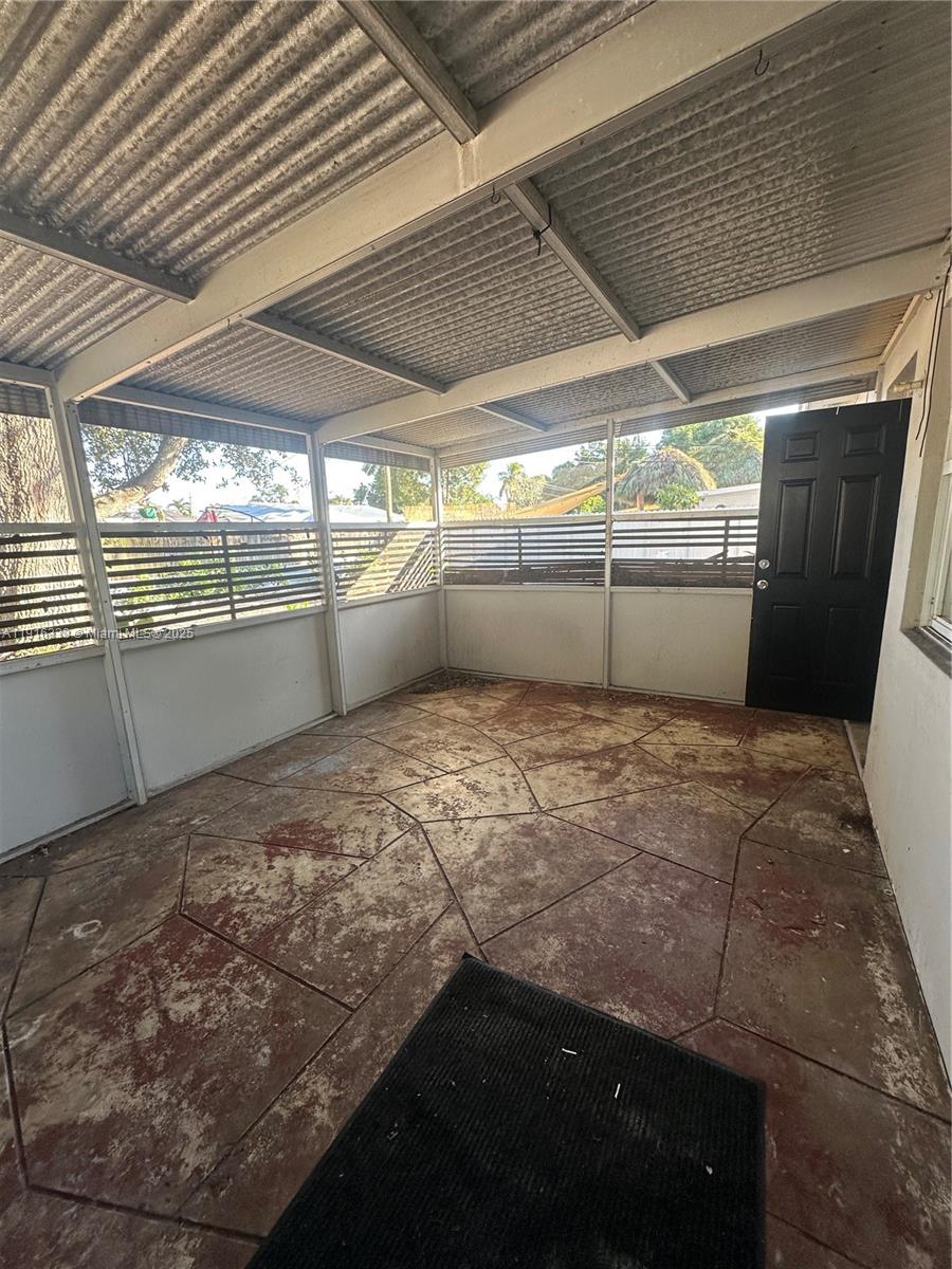 SHERIDAN PARK - Residential Lease