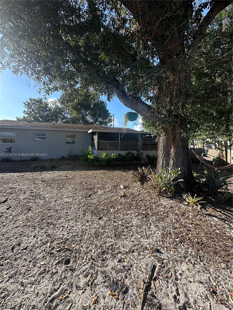 SHERIDAN PARK - Residential Lease