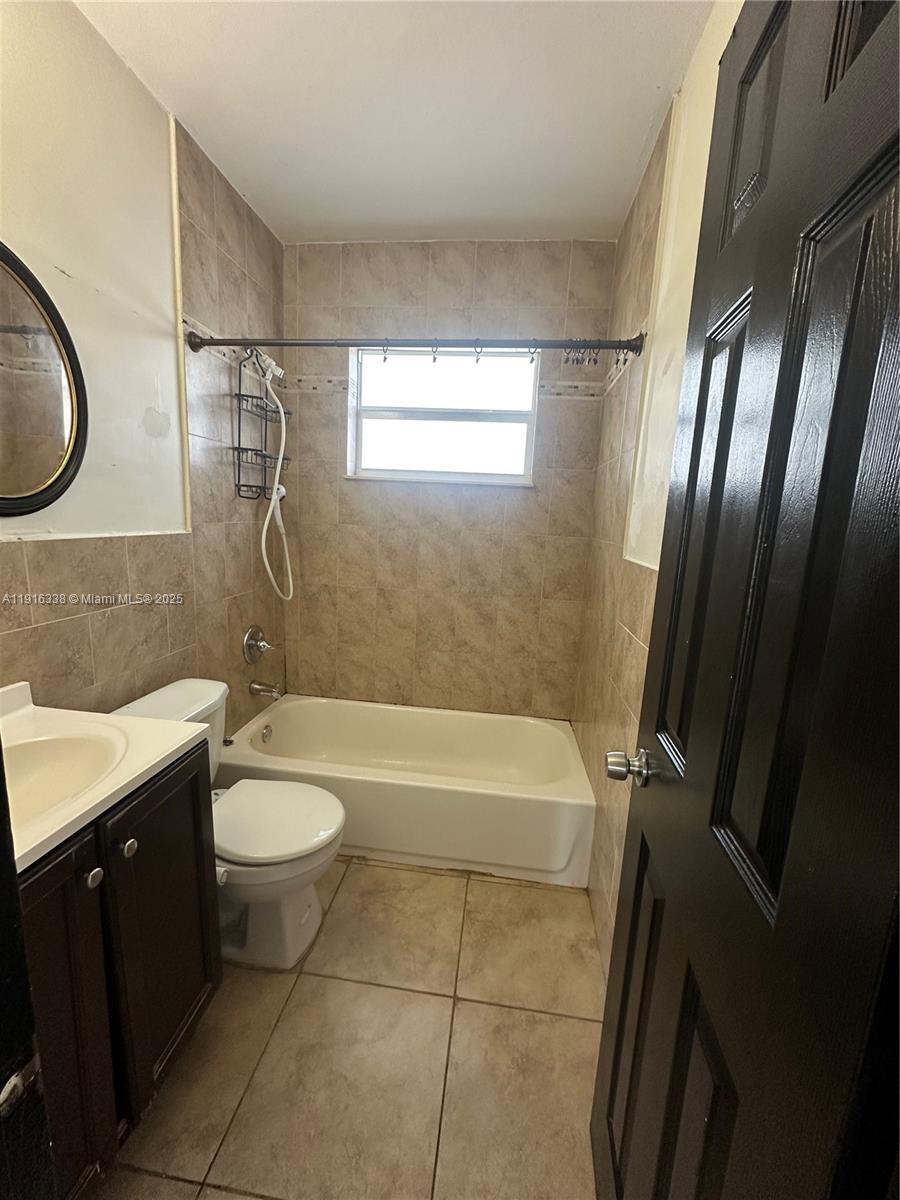 SHERIDAN PARK - Residential Lease