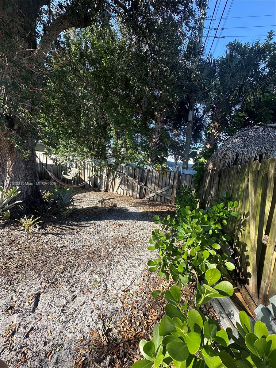 SHERIDAN PARK - Residential Lease