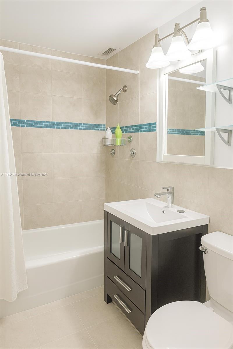 CLIPPER CONDO NO 1 - Residential