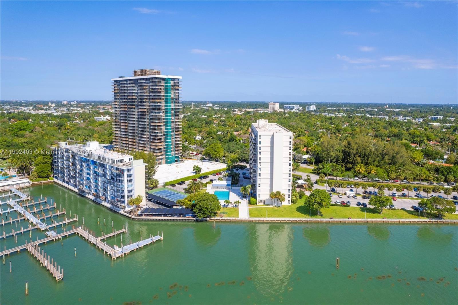 CLIPPER CONDO NO 1 - Residential