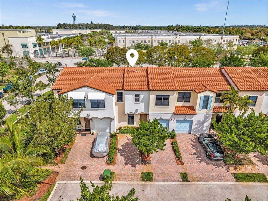 Located in the desirable Chapel Grove community of West Pembroke Pines, this 3-bedroom, 2.5-bathroom townhome offers a bright and functional layout designed for comfortable living. The home features impact windows and a private fenced patio.
The kitchen is both stylish and practical, with granite countertops and a large island. Ceramic tile flooring runs throughout the main level, while the upstairs is finished with carpeting. Smooth walls and upgraded bathroom tile complete the home’s clean, modern look.
The well-designed floor plan offers spacious bedrooms, ample closet space, and great ceiling height throughout.
Residents of Chapel Grove enjoy access to resort-style amenities, including a pool, fitness center, basketball court, and playground. Conveniently located near A-rated schools, shopping, dining, parks, and major highways.