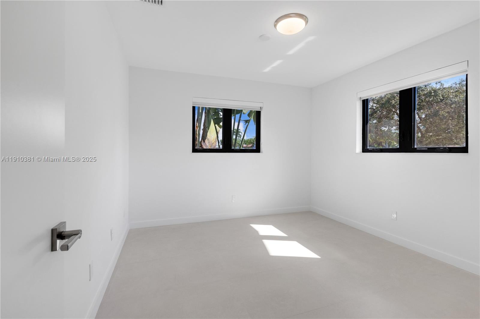 GREEN BRIAR ACRES - Residential Lease