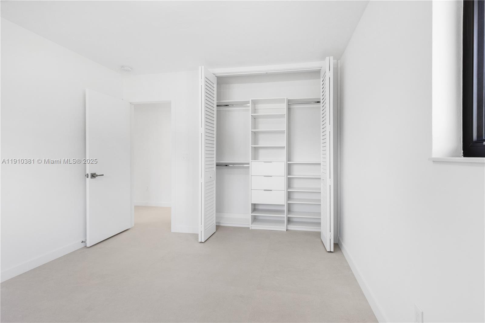 GREEN BRIAR ACRES - Residential Lease